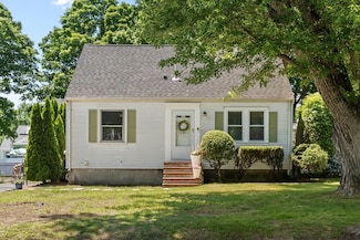 17 Bare Hill Rd, Framingham, MA 01702