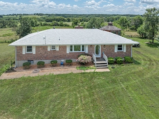 862 N Dade 41, Lockwood, MO 65682