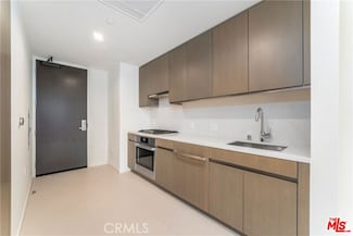 889 Francisco St Unit 2407, Los Angeles, CA 90017