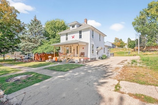 221 E Patterson Ave, Bellefontaine, OH 43311