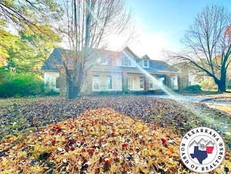 5 Serenity Ln, Nash, TX 75569