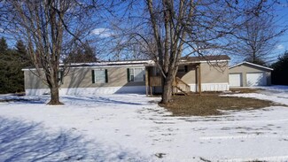 6141 Jordan Lake Rd, Saranac, MI 48881