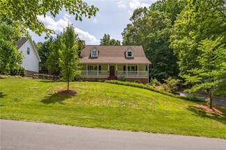 3428 Hunting Creek Dr, Pfafftown, NC 27040