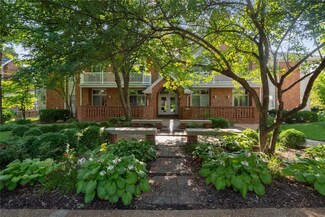 15 Country Club Terrace Unit 15, Kirkwood, MO 63122