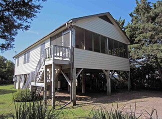 58 Sunset Dr, Ocracoke, NC 27960