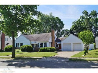 1605 Berkeley Dr, Lansing, MI 48910