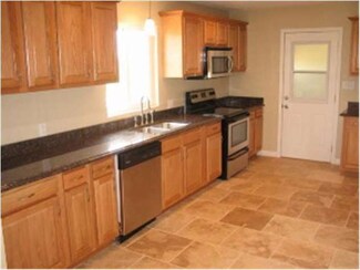 2957 Devils Hole Rd, Pemberville, OH 43450