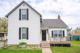 408 E 5th St N, Newton, IA 50208