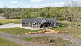 15805 E 380 Rd, Claremore, OK 74017