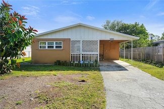 4855 West Dr, Fort Myers, FL 33907