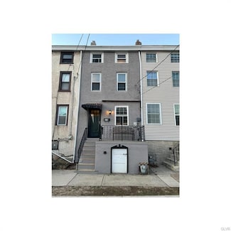 310 Spring Mill Ave, Conshohocken, PA 19428