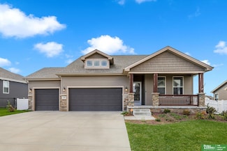 12002 S 212th St, Gretna, NE 68028