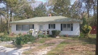 19189 Metompkin Rd, Parksley, VA 23421