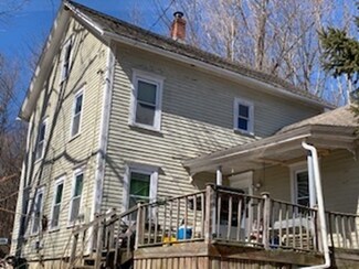 11 Bates Hill Rd, Sturbridge, MA 01518