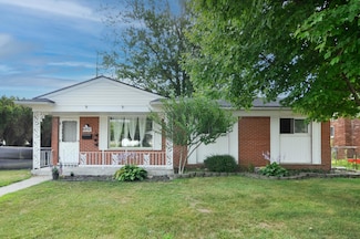 8807 Tavistock Dr, Plymouth, MI 48170