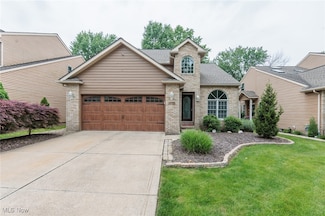 14746 Windsor Castle Ln, Strongsville, OH 44149