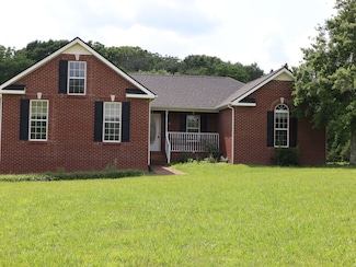 6006 Hill Cir, Bon Aqua, TN 37025