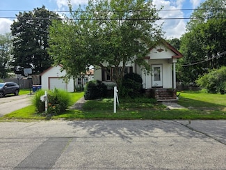 20 Foch Ave, Seekonk, MA 02771