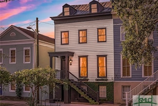 507 E Mcdonough St, Savannah, GA 31401