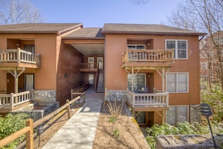 73 Toxaway Views Dr Unit 306, Lake Toxaway, NC 28747