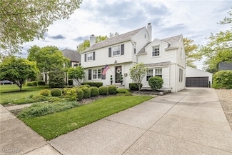 1020 Parkside Dr, Lakewood, OH 44107
