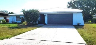 18608 Alphonse Cir, Port Charlotte, FL 33948