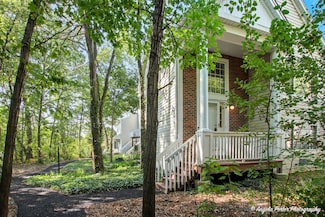 30 S Macgillis Dr Unit 201, Round Lake, IL 60073