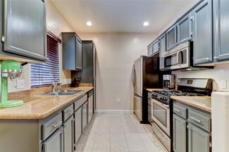 7647 Mission Gorge Rd Unit 6, San Diego, CA 92120