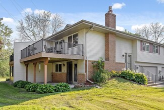 4120 Sylvia Ln S, Saint Paul, MN 55126
