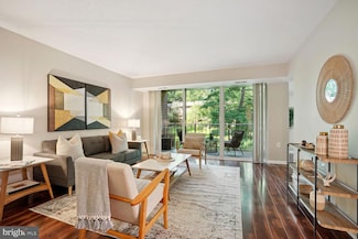 1426 Northgate Square Unit 1426-11C, Reston, VA 20190