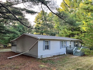 2217 Blackhawk St, Friendship, WI 53934