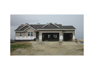210 Ridge Dr, Fairfax, IA 52228