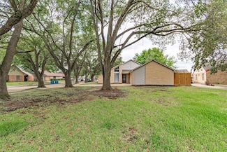 8603 Parkhill Forest Dr, Houston, TX 77088