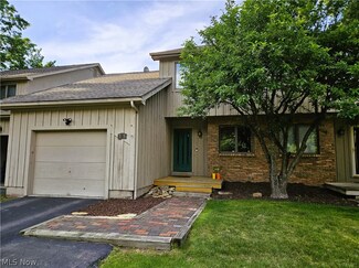 105 Topaz Trail, Cortland, OH 44410