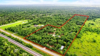 5135 County Road 288, Angleton, TX 77515