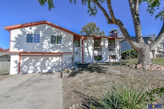 2610 Surrey Ct, Lincoln, NE 68512