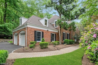 10 Lord William Penn Dr, Morristown, NJ 07960