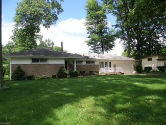 1690 Westwood Dr NW, Warren, OH 44485