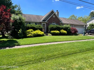 201 Mable Ct, Vine Grove, KY 40175