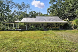 280 Rockdale Rd, Butler, PA 16002