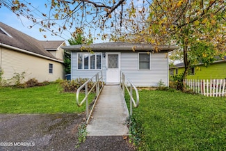 1622 Abbott Ave, Toms River, NJ 08753
