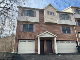 11 Ocean View Dr, Morgantown, WV 26505