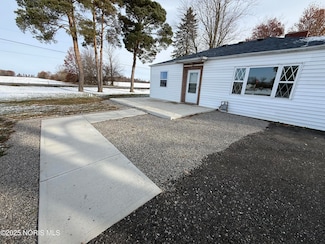 9984 State Route 64, Swanton, OH 43558