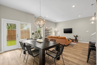 413 Stonework Oaks Ln, Houston, TX 77076