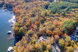 130 Rocky Point, Goreville, IL 62972