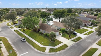 7961 Mansfield Hollow Rd, Delray Beach, FL 33446