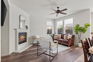 1869 Mammoth Way, Sacramento, CA 95834