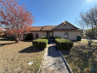 202 Spur Dr, Copperas Cove, TX 76522