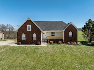 3029 Meadowview Ct, Cross Plains, TN 37049