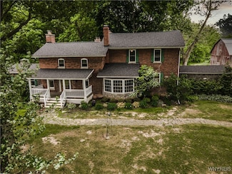 5851 Bowmiller Rd, Lockport, NY 14094